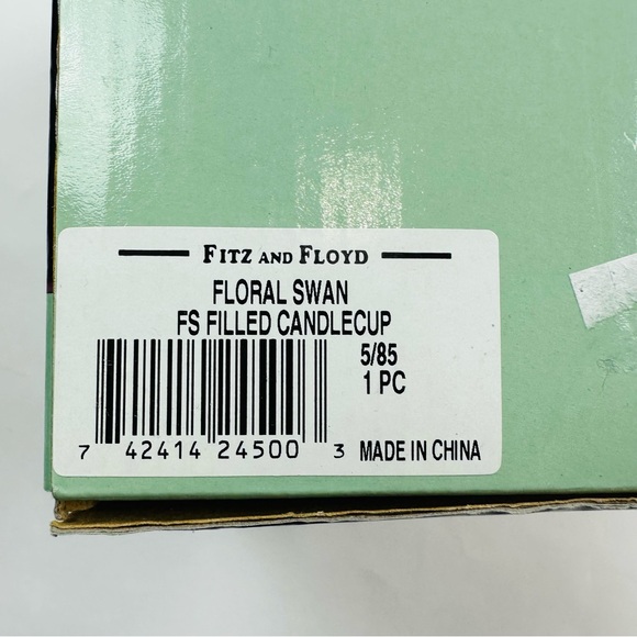 Fits and Floyd Floral Swan Filled Candle Cup - Picture 2 of 6